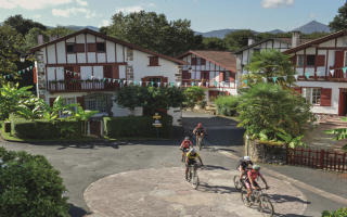 Green France: Low Carbon Breaks & Car-Sharing