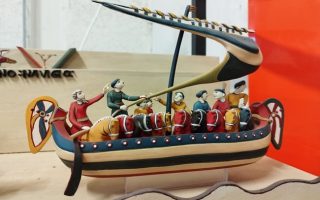 A Fun Exhibition Brings the Bayeux Tapestry to a New Dimension 