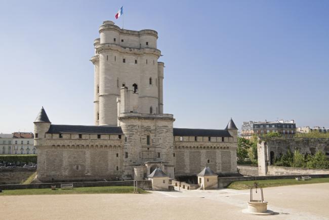 Cursed Kings and the Real d’Artagnan: Discover the Secrets of the Château de Vincennes