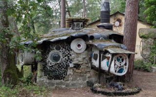 3 Quirky Art Installations to See Near Fontainebleau Forest 