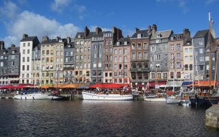 Carnet de Voyage: Seeing the Light 