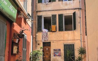 Lessons in French Life: Courant Affairs
