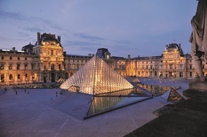 Catch an Exhibition in the Dead of Night