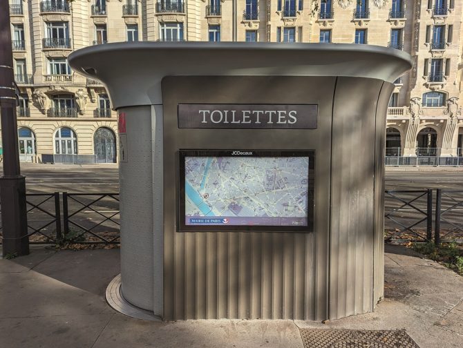 How to Be Parisian: Don’t Drop the Attitude