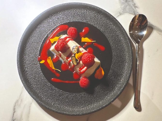 French Restaurant Review: Bistronomique Beach, Cagnes-Sur-Mer