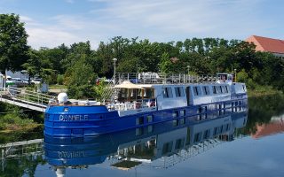 Discover Boating in France: A Waterway Adventure for North Americans