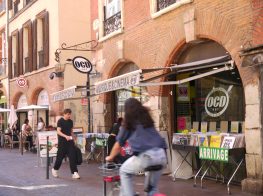 A City in Motion: Cycling, Boating and Dancing Through Toulo...