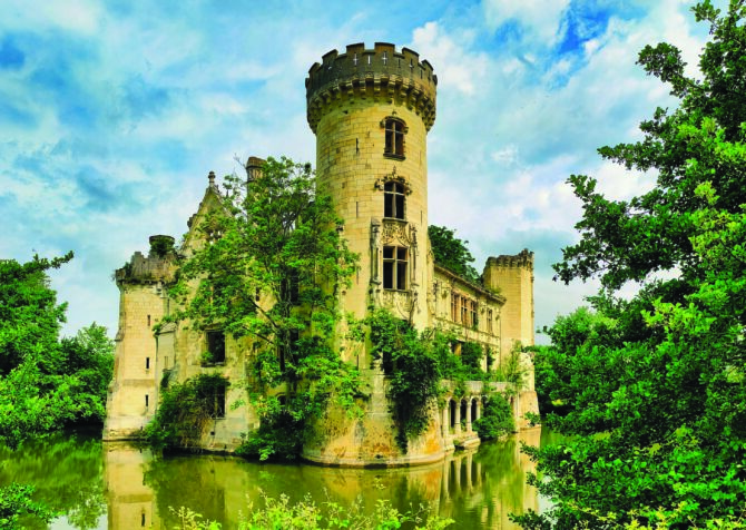 5 Most Beautiful Ruins in France
