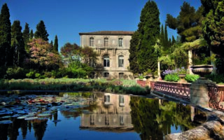 Escape to Villeneuve-Lez-Avignon